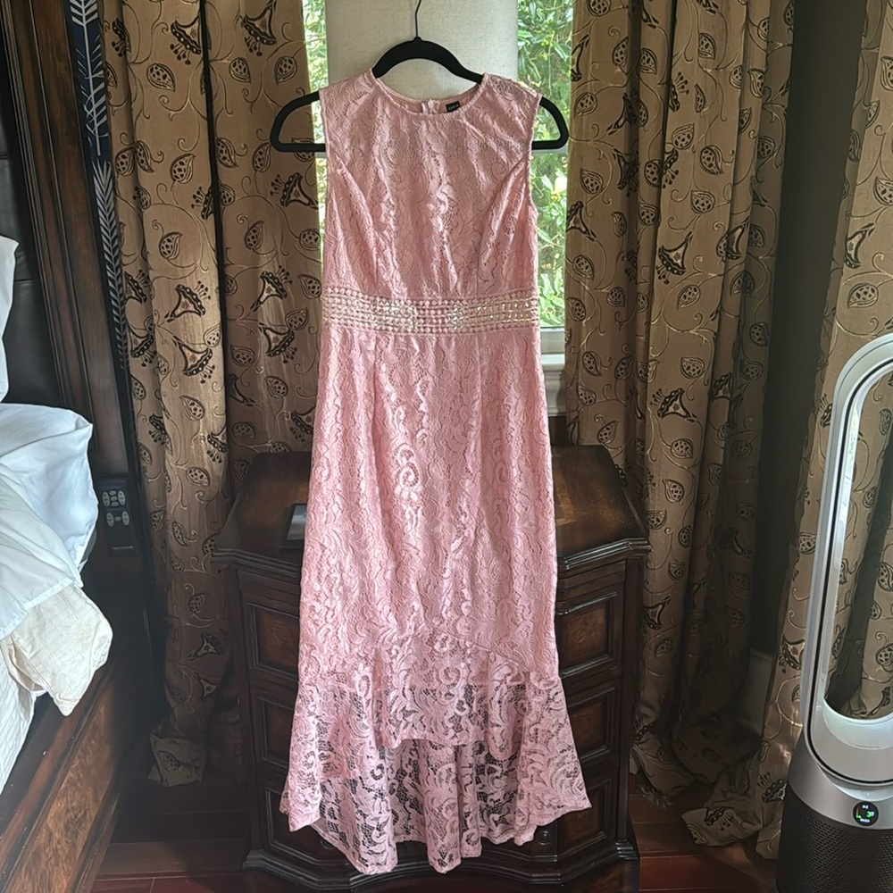 Lace dress